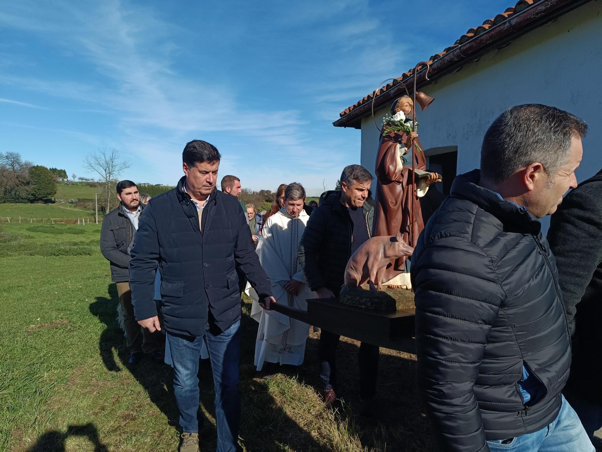 Robledo homenaje a José Manuel Vega Casas en las fiestas de Sant' Antón