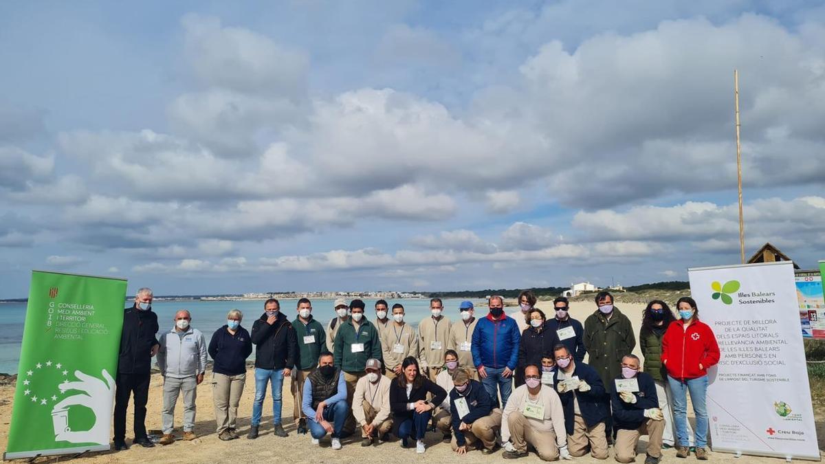 Medio Ambiente presenta un programa de mejora de la calidad ambiental del litoral de Mallorca