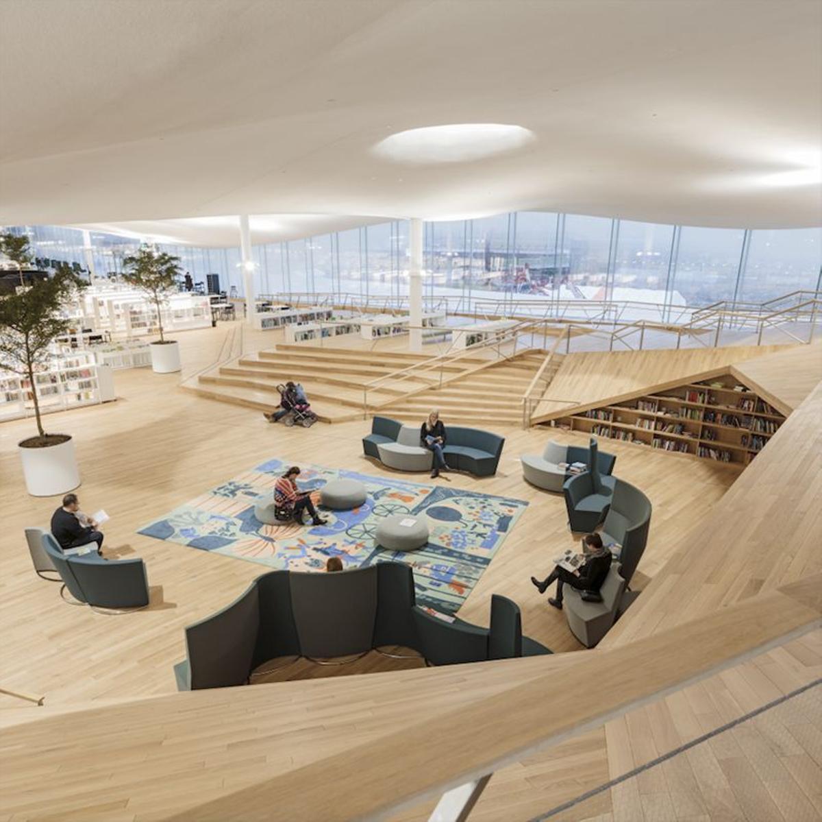 2. Oodi, la gran Biblioteca Central de Helsinki