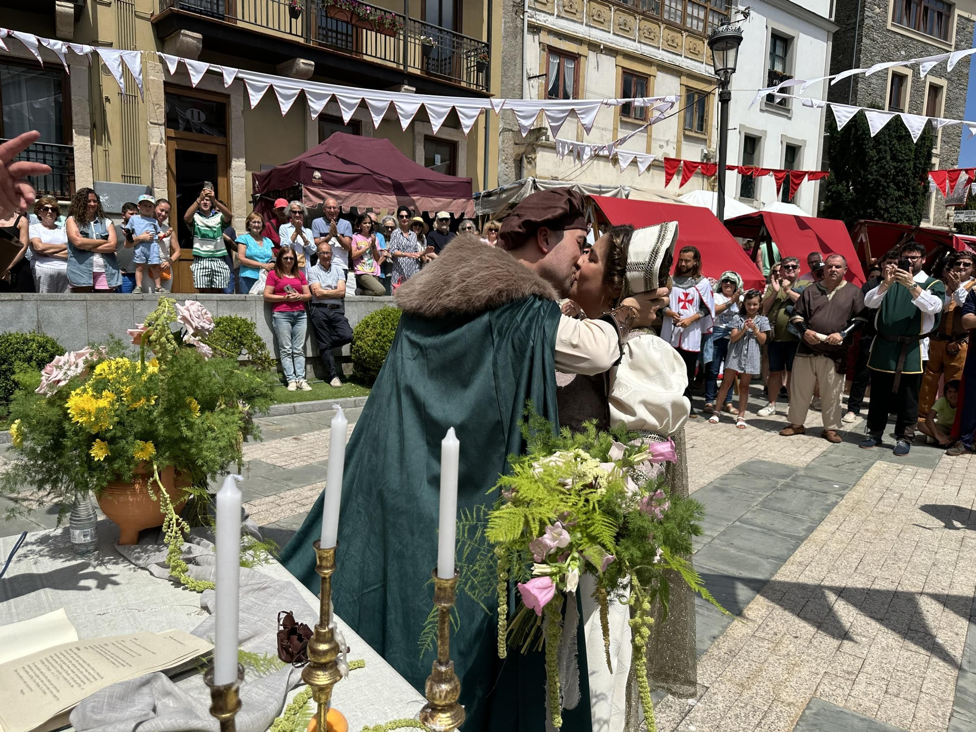 Boda "a lo Rodrigo Díaz de Vivar" en Navia