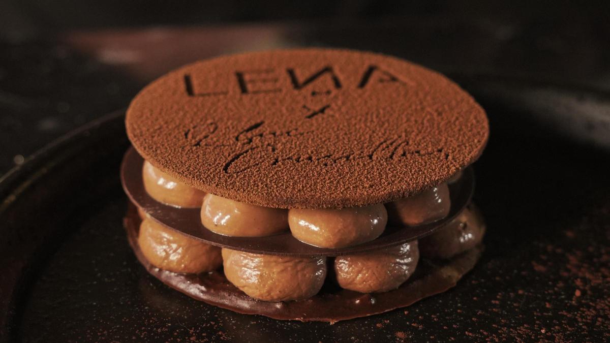 El Postre Chocolate de origen Indonesia de Lluc Crusellas para el restaurante Leña.