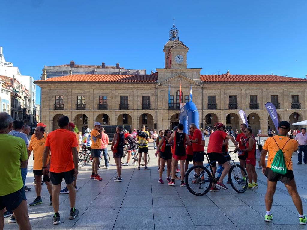 Avilés se rinde ante Dacal