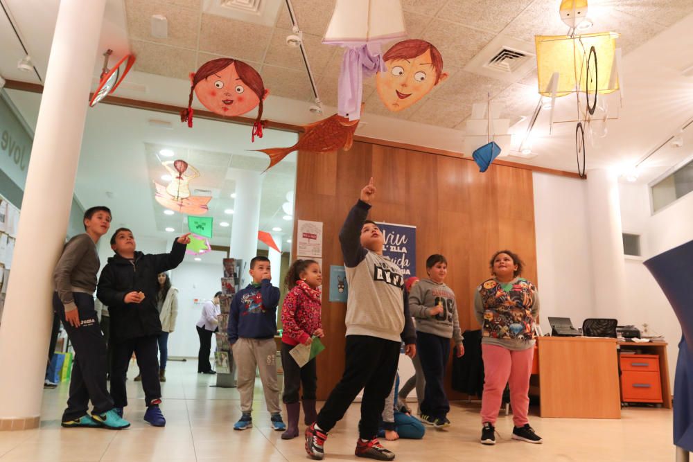 El Centro de Información Joven de Sant Antoni acoge la muestra ´Cometas divertidas´.