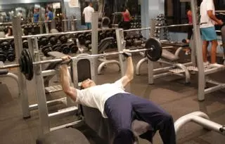 Los médicos alertan del uso de la testosterona como ‘milagro’ antiedad