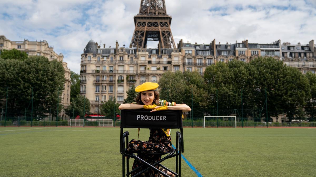 Emily in Paris, Netflix