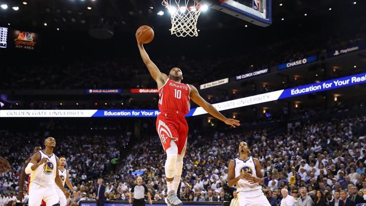 Eric Gordon, con 24 puntos realizó un gran partido