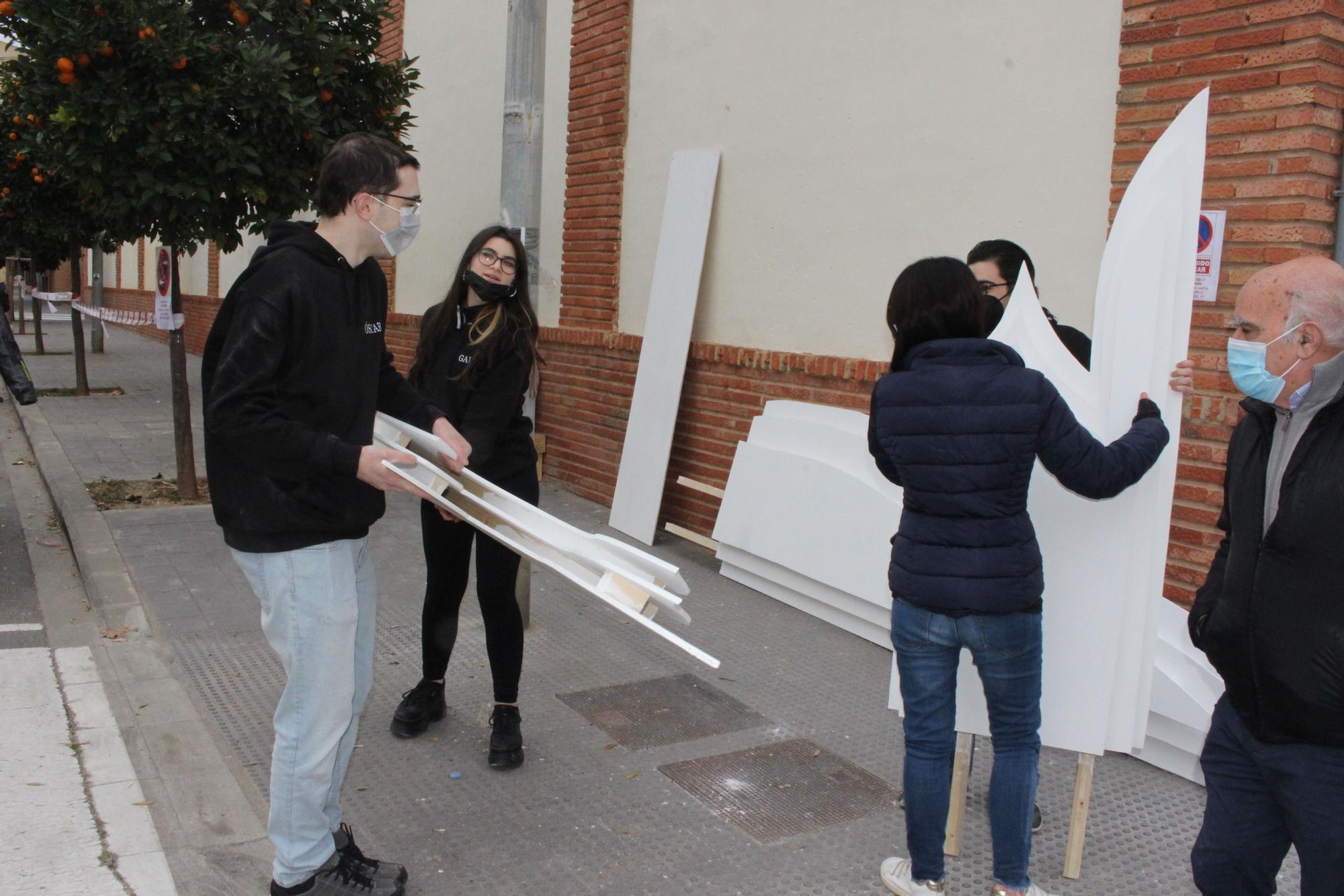 La última falla del año: el Pí de Nadal de los aspirantes a artista fallero