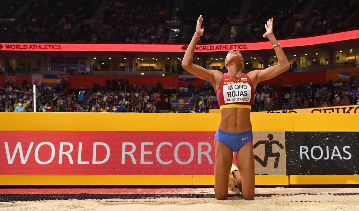 Yulimar Rojas destroza su récord mundial de triple con 15,74