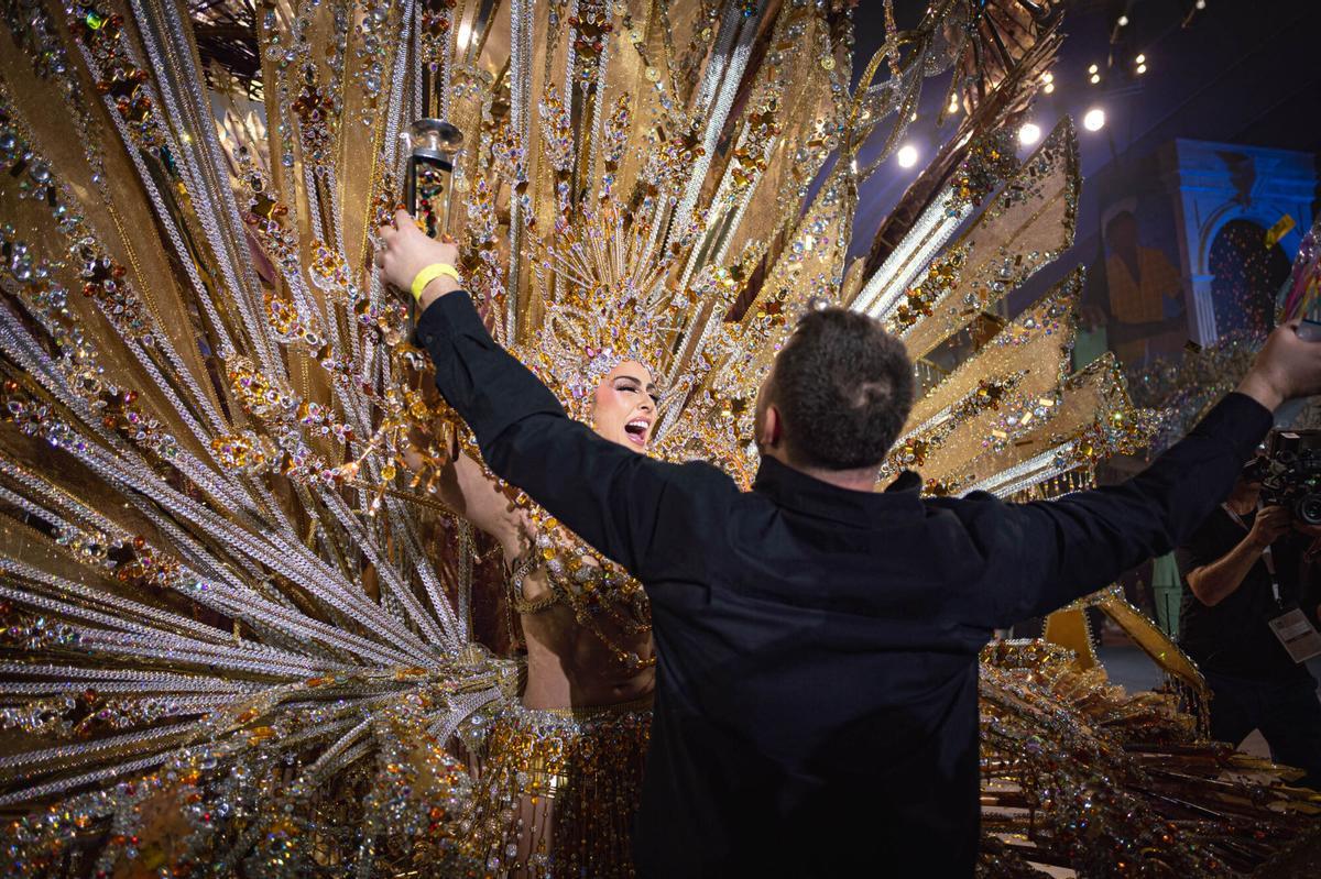 La coronación de Carla Castro La coronación de Carla Castro