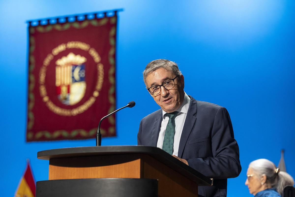 The Minister of Finance, José Antonio Rovira, at the opening of the academic year at the University of Alicante.
