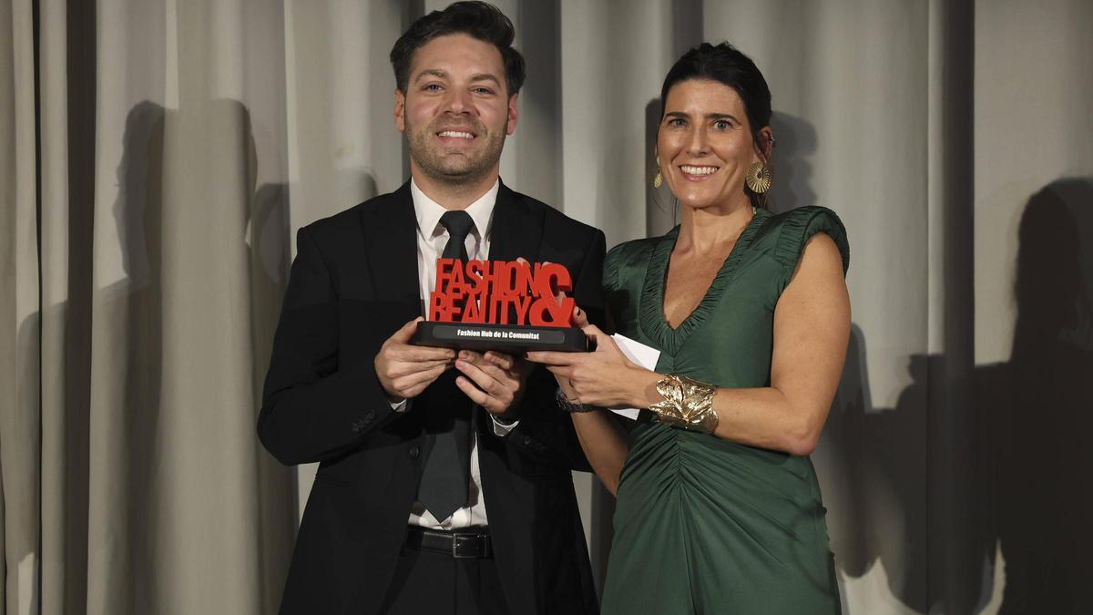 Iván Bolufer, responsable de Contenidos y Esther Calvé, responsable de Marketing del centro comercial Bonaire.