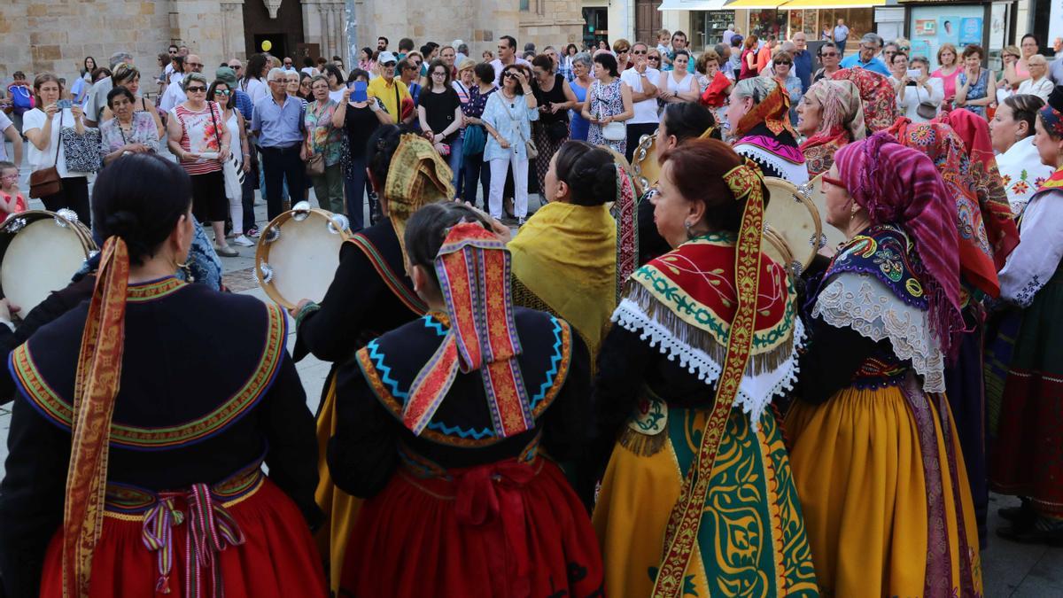 Espectáculo tradicional en Santa Clara.