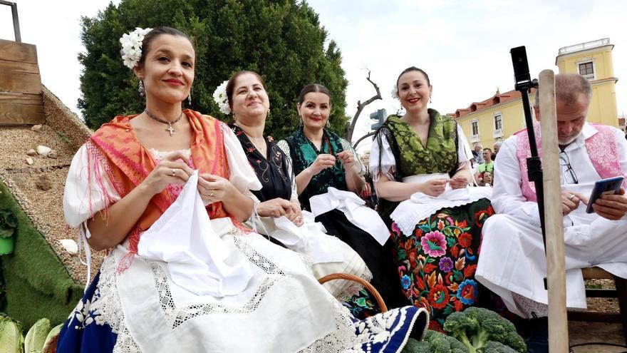 &quot;El Bando de la Huerta no es un carnaval&quot;: prohibidas las gafas de sol, la música moderna y el pelo suelto en mujeres