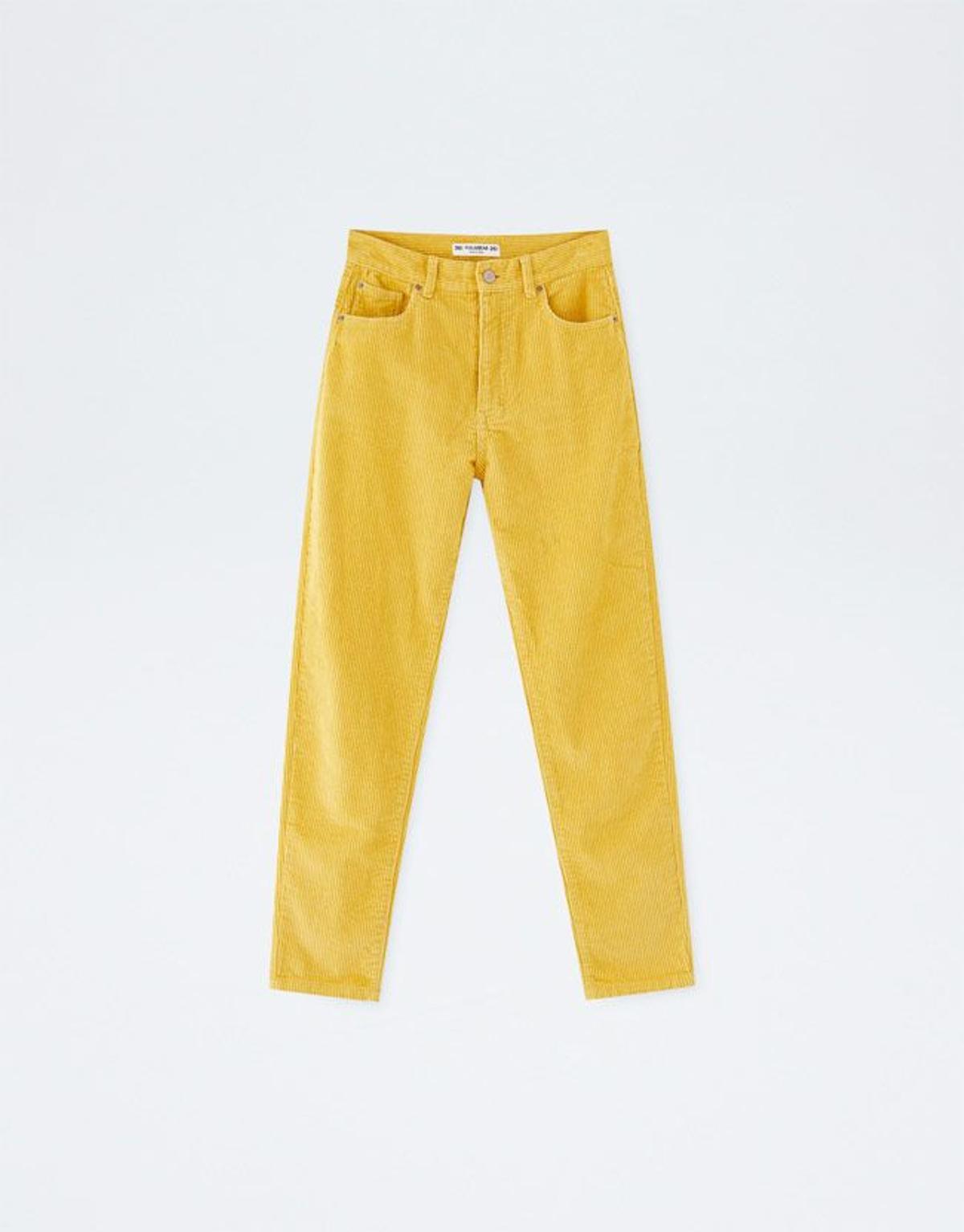 Pantalón de pana amarillo de Pull&amp;Bear