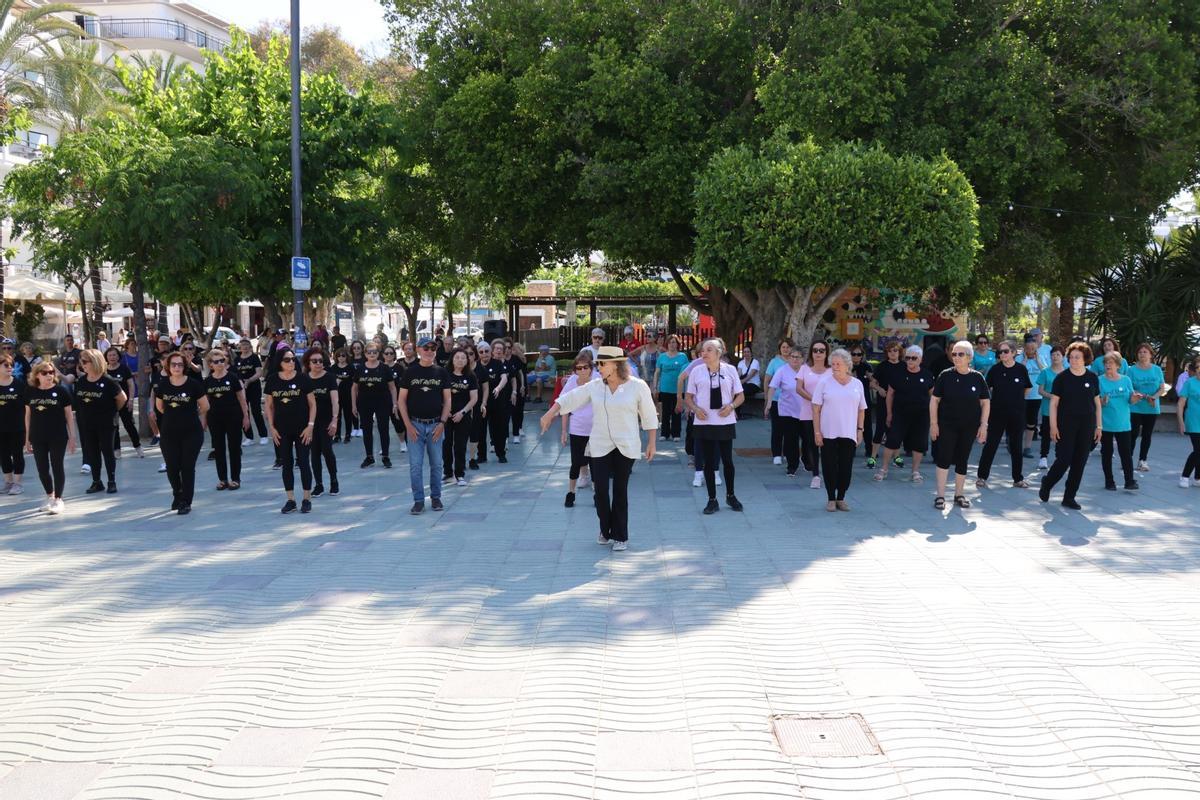Todas las imágenes del Día Mundial sin Tabaco en Sant Antoni.