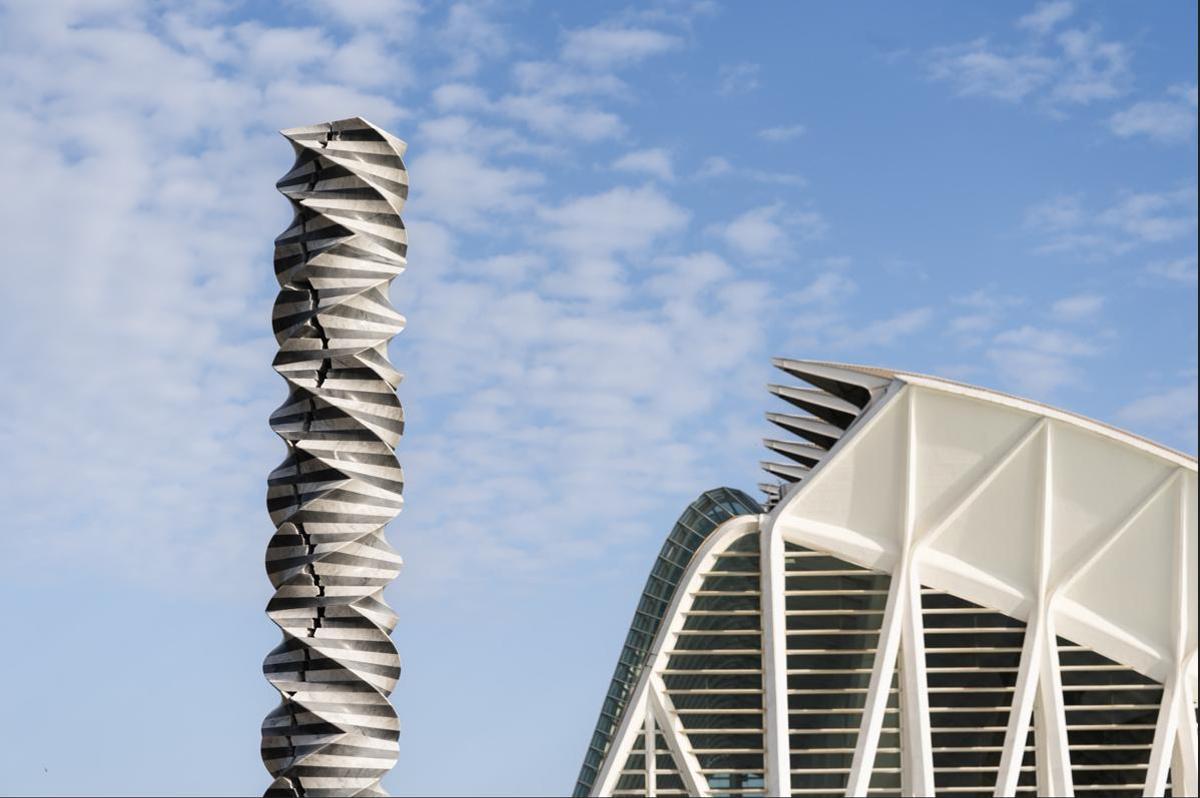 Una de las piezas del escultor Park Eun Sun en la Ciutat de les Arts i les Ciències
