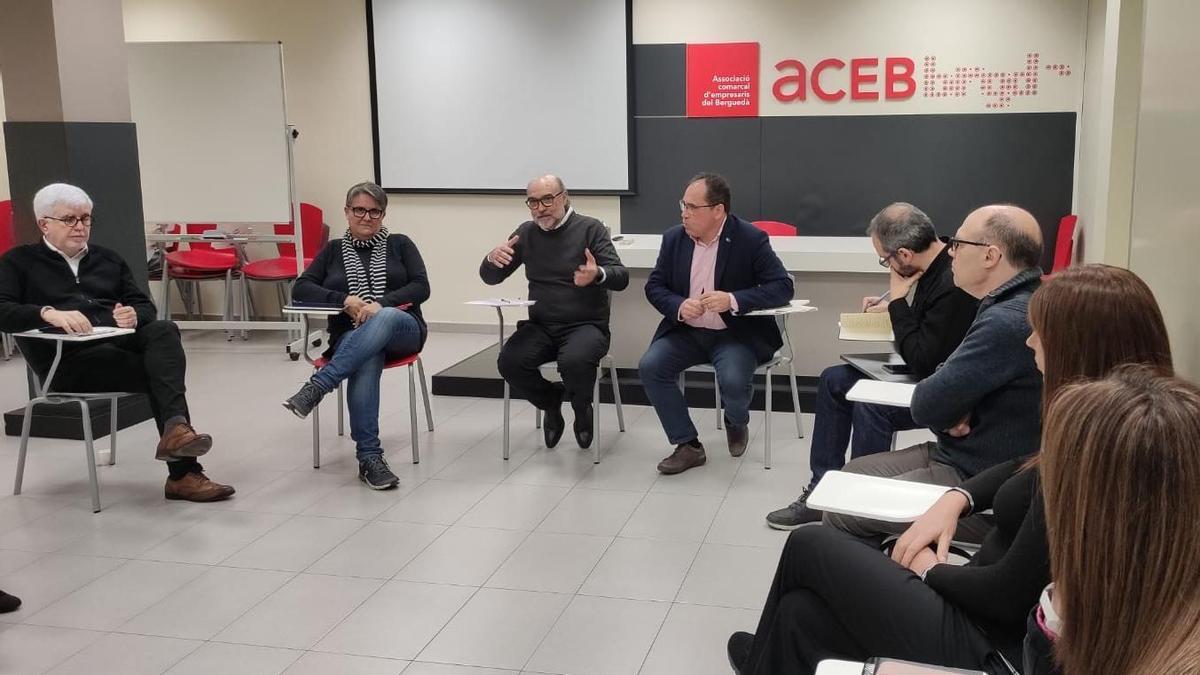 Reunió a la seu de l'ACEB (Associació Comarcal d'Empresaris del Berguedà), a Berga