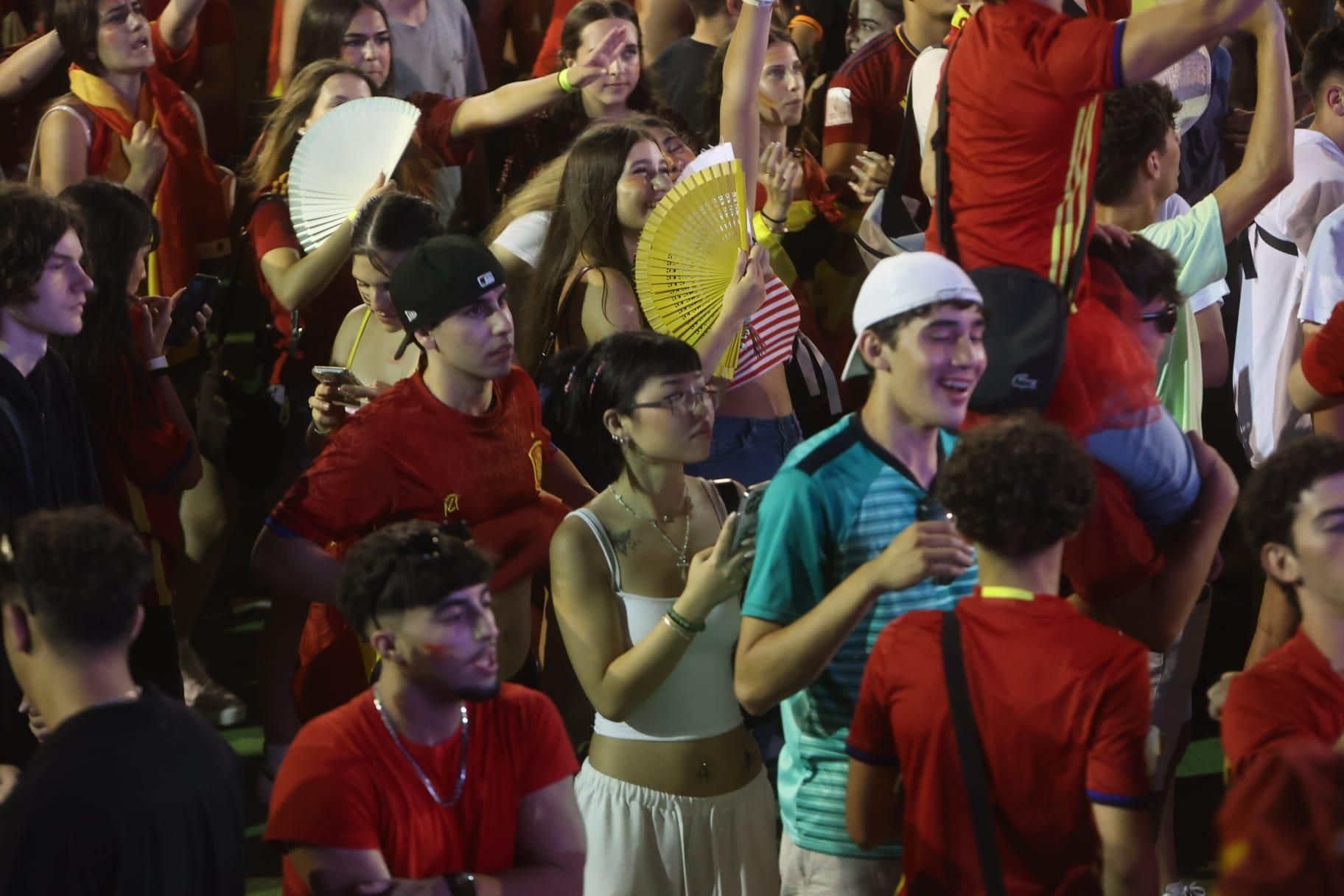 España gana la Eurocopa: Los alicantinos celebran la final de la Eurocopa