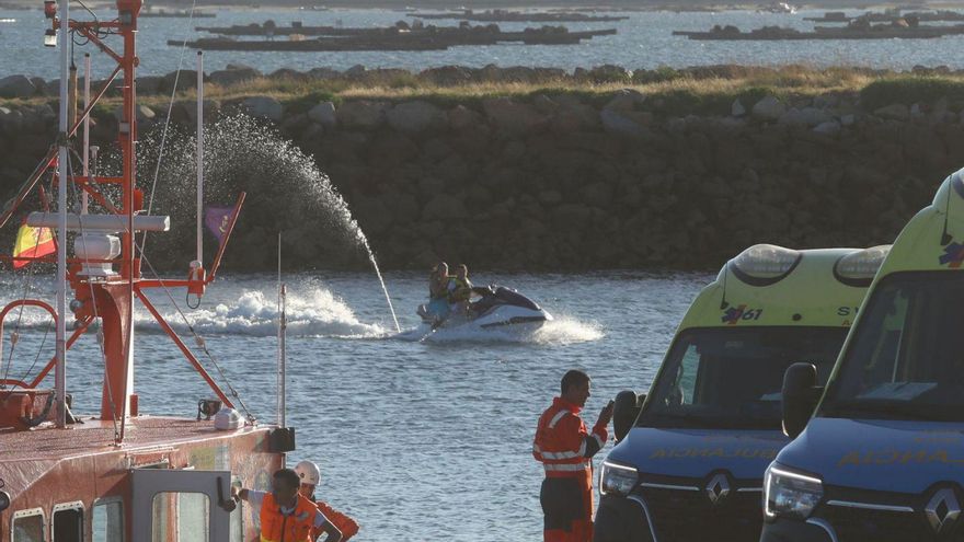 Velocidad máxima de 8 nudos para circular entre las bateas de la ría de Arousa