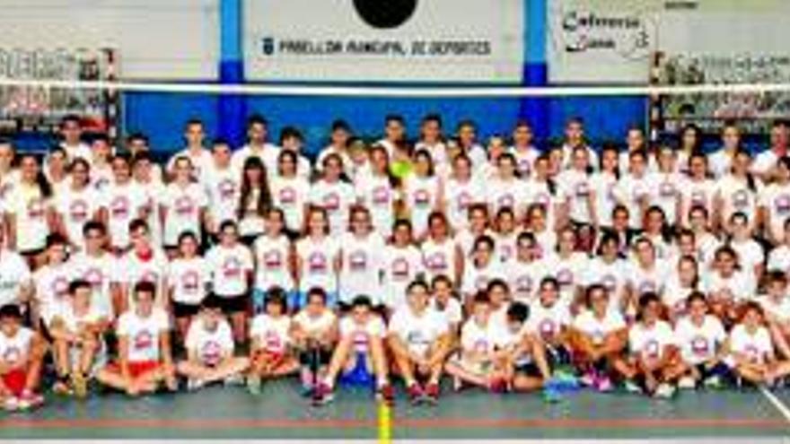 Voley universal en La Vera