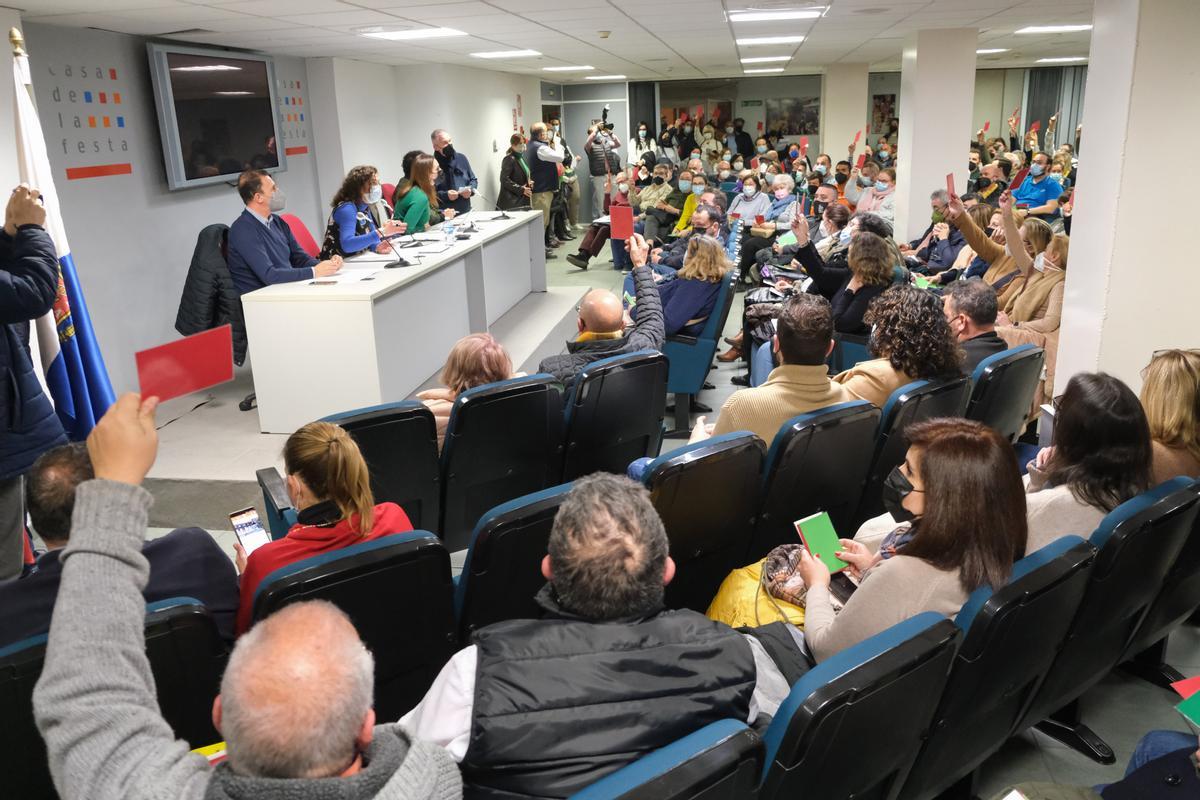 Las Hogueras avalan por amplia mayoría que la elección de la Bellea del Foc se adelante a noviembre Las Hogueras avalan por amplia mayoría que la elección de la Bellea del Foc se adelante a noviembre