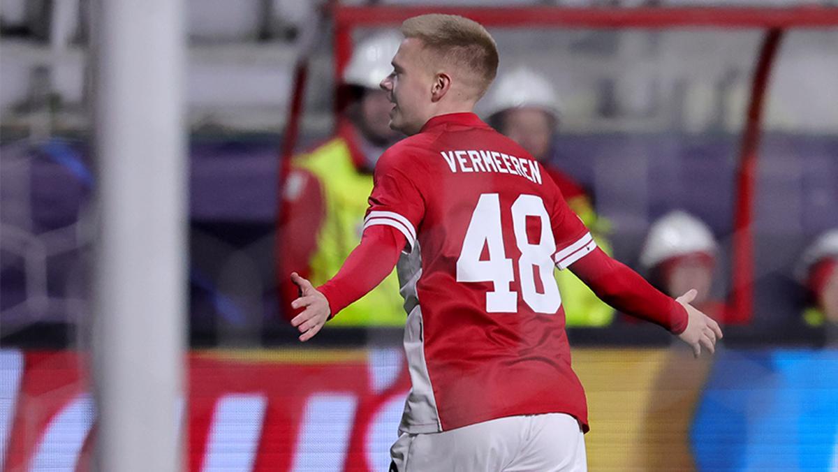 Vermeeren celebra su gol al Barça