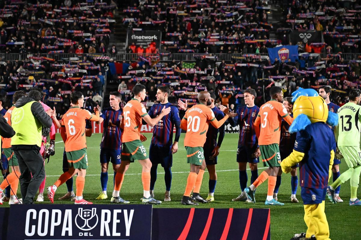 El Eldense cae eliminado de la Copa del Rey frente al Valencia (0-2)