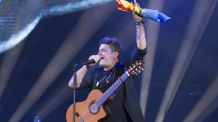 Alejandro Sanz en su último concierto en Valencia el pasado verano.