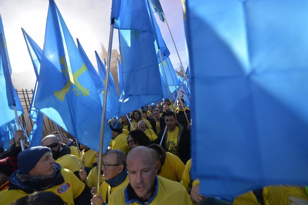 Manifestación de trabajadores de Alcoa en Madrid