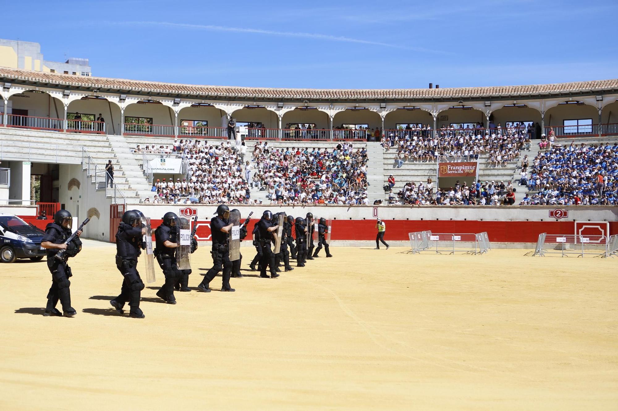 Ehibición policial en Lorca por su 200 aniversario