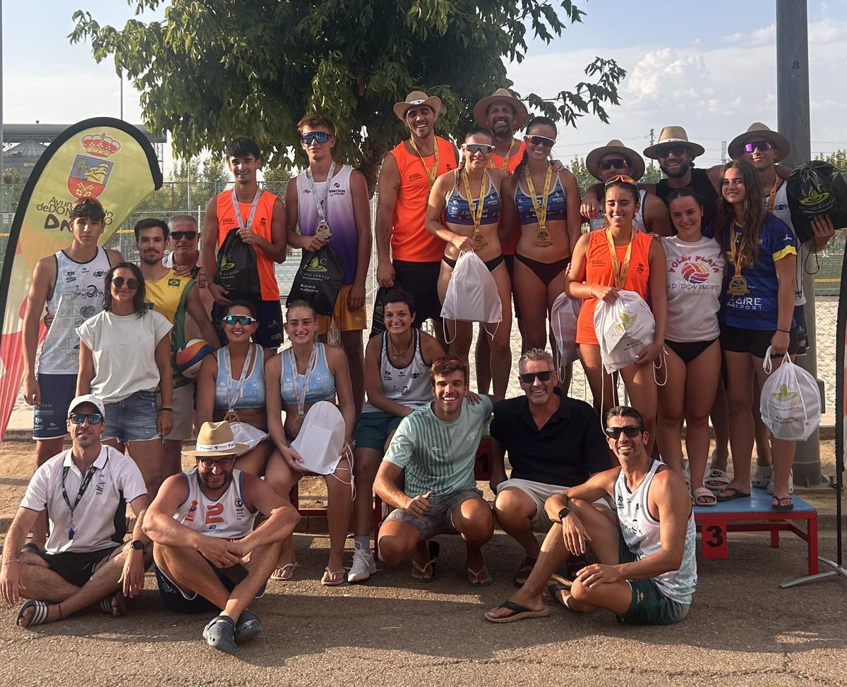 Foto de familia al final del torneo.