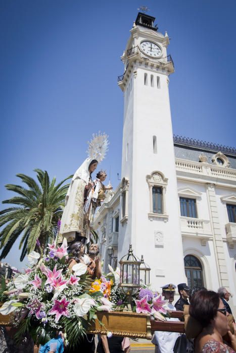 Procesión de la Virgen del Carmen en el Puerto de València