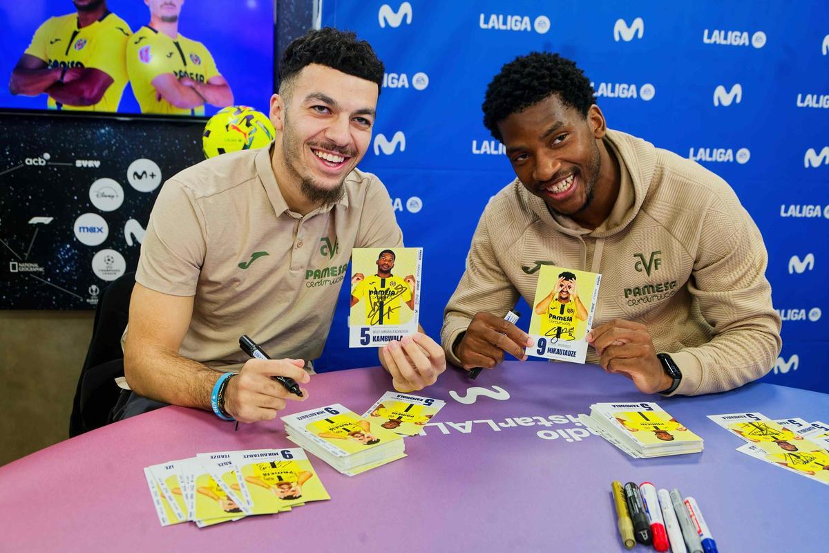 Galería | La afición del Villarreal, enloquecida con Willy Kambwala y el 'killer' Georges Mikautadze