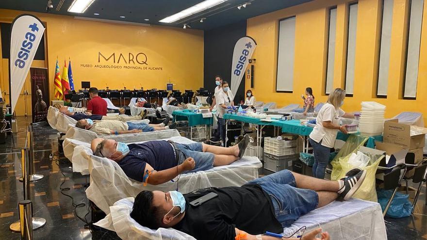 435 personas donan sangre en el MARQ por el Día Mundial del Donante de Sangre