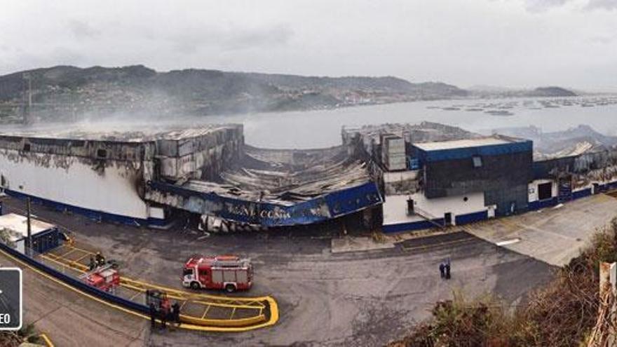 Extinguido el incendio que se declaró el lunes en Fandicosta, en Moaña