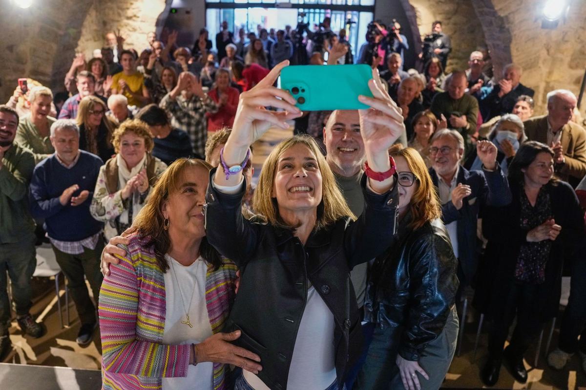 240425EFE_Alejandro Garc�a_La candidata de Comuns Sumar a la Generalitat, J�ssica Albiach, participa en el acto de inicio de campa�a de los comunes en Reus..jpg