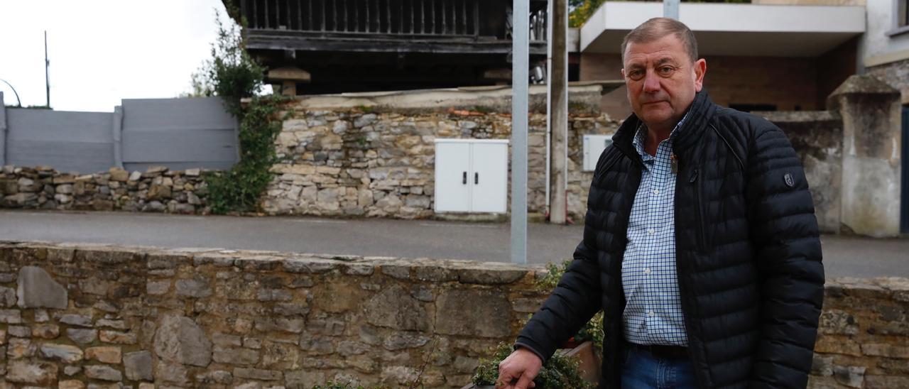 Miguel Llanos, presidente de la federación de vecinos de la zona rural &quot;Les Caseríes&quot;.