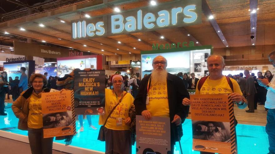 Los antiautospitas, hoy en Fitur