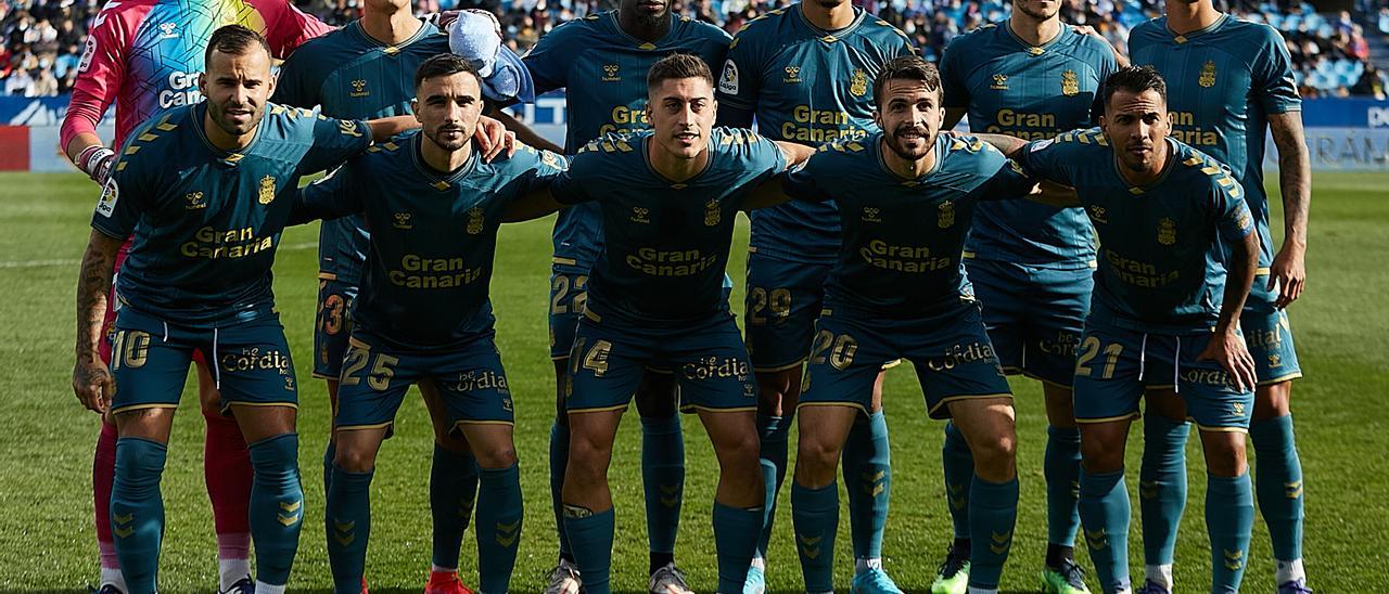 Alineación titular de la UD, el pasado sábado, en La Romareda.