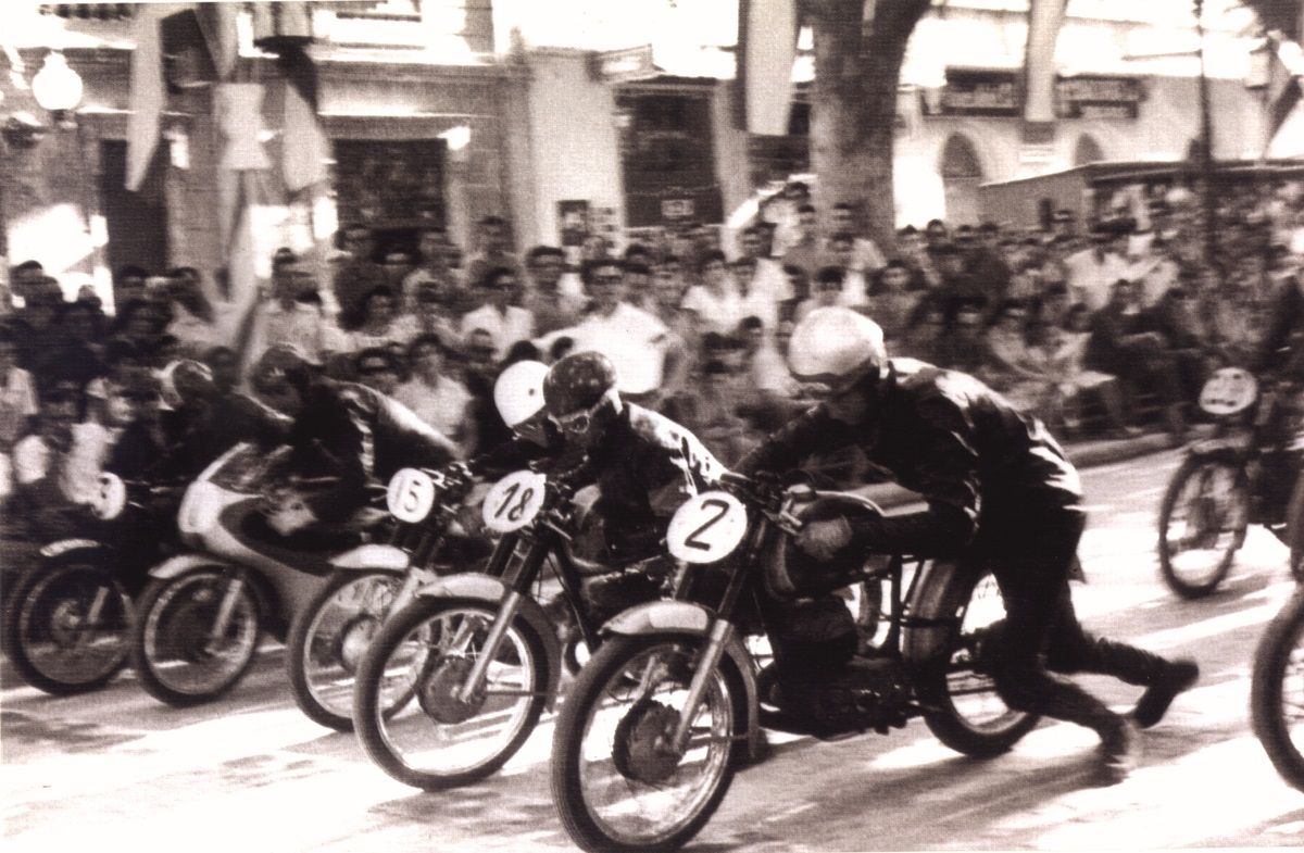 La carrera urbana de motos de Xàtiva cumple 70 años y se consagra como la más antigua de España