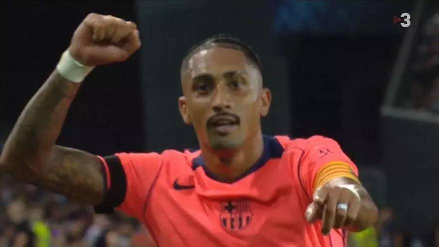 Raphinha rescata al Barça desde el punto de penalti