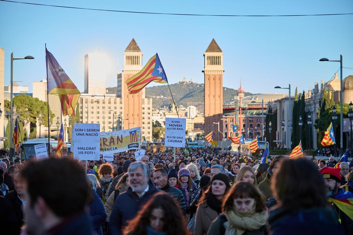 Protestas por la celebración de la cumbre España-Francia en Barcelona