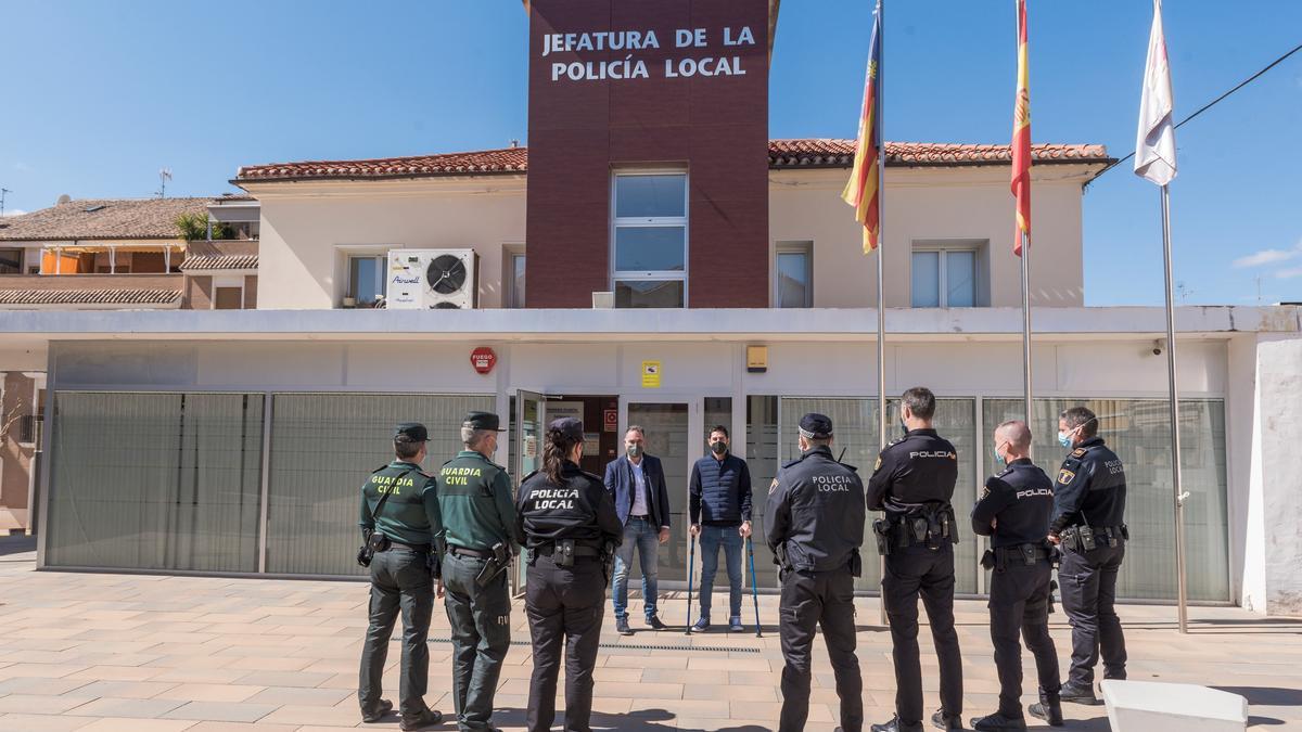 Participantes en la reunión para coordinar el dispositivo de vigilancia durante la Semana Santa en Ibi.