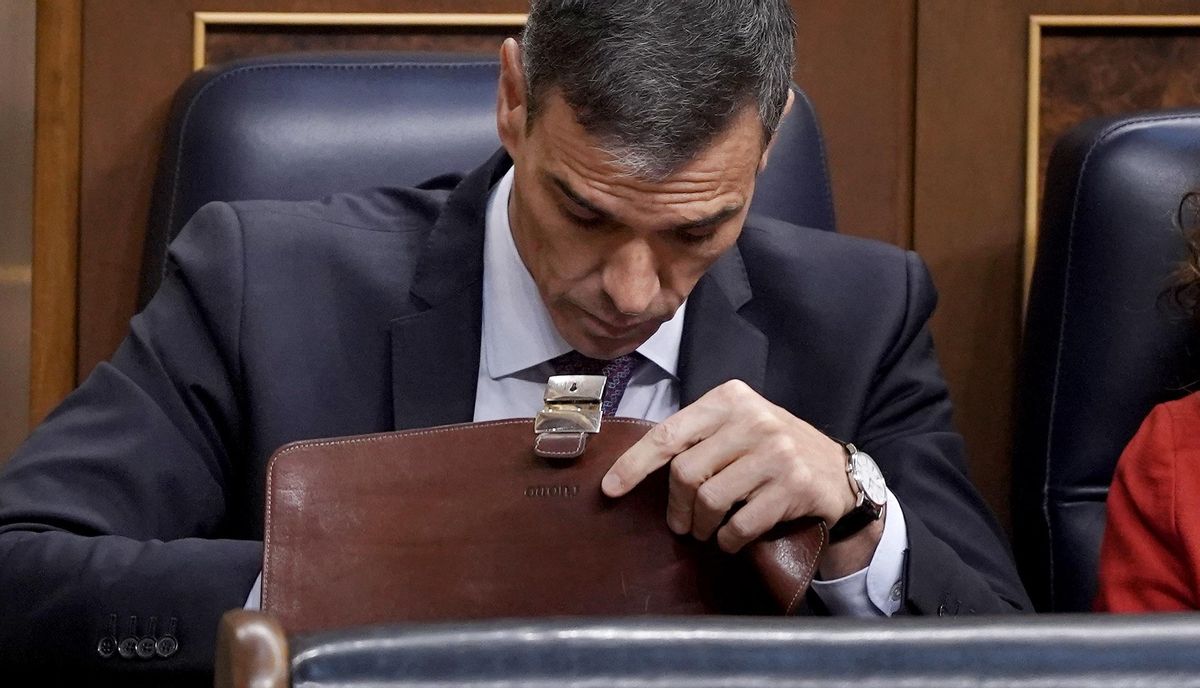 Entre la corrupció i la confiança Entre la corrupció i la confiança