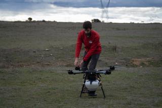 GALERIA | Iberdrola presenta un dron que planta árboles en tiempo récord