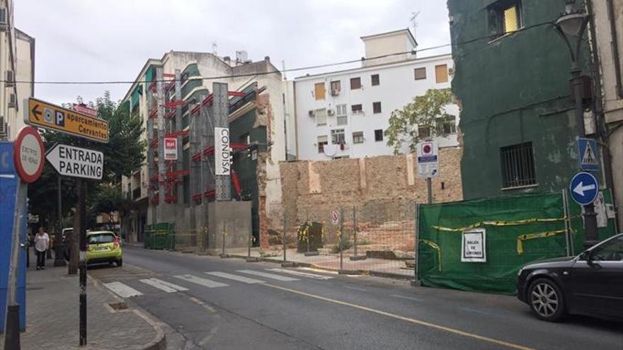 La obra del teatro sigue parada a la espera del visto bueno de Fomento