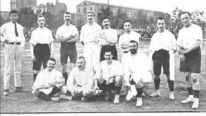 Año 1911 partido del Barça contra los veteranos