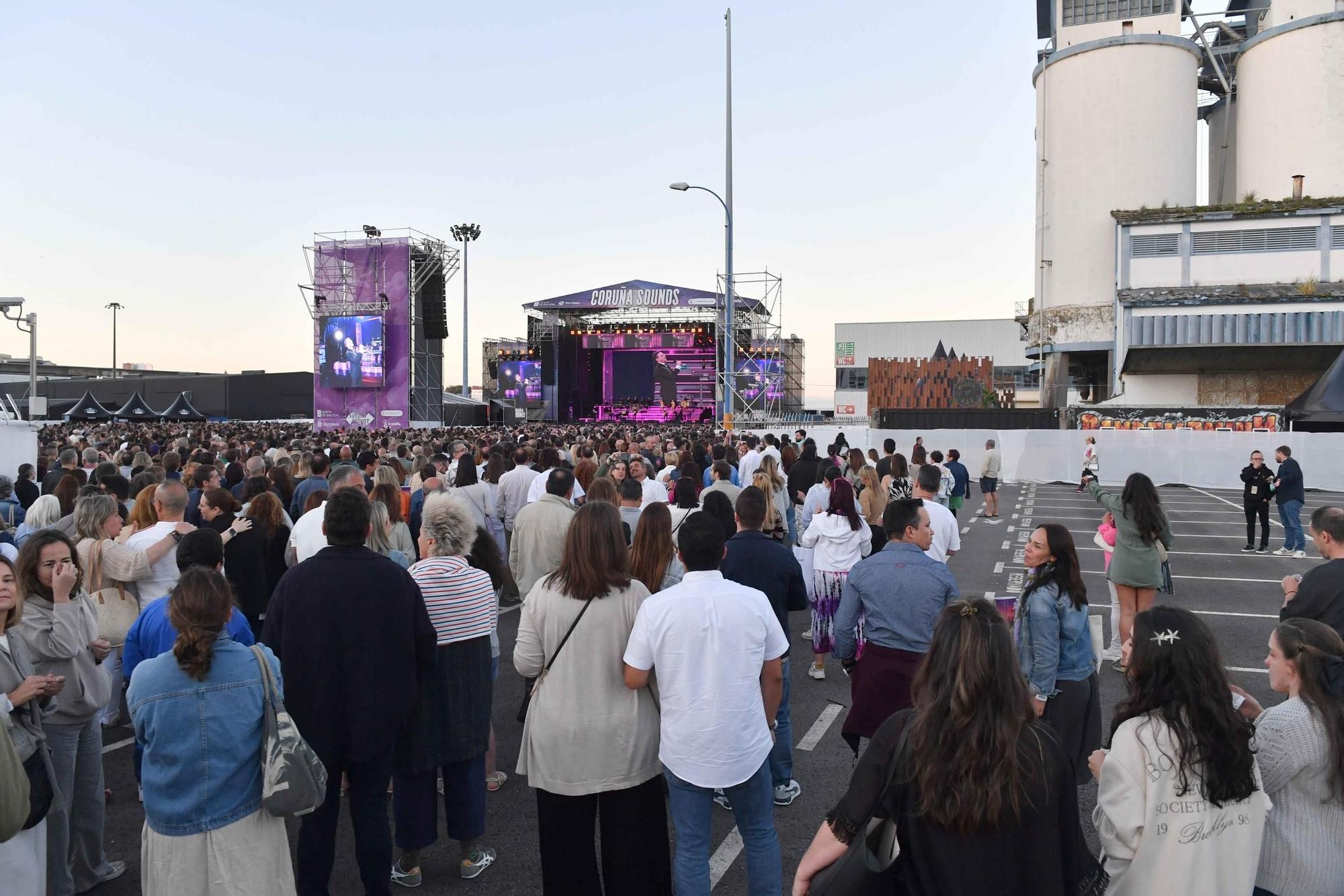 Luis Miguel alarga su leyenda en A Coruña