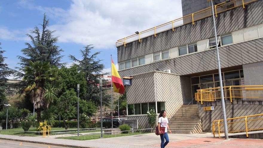 Edificio de la Comisaría Provincial de Ourense. // Iñaki Osorio