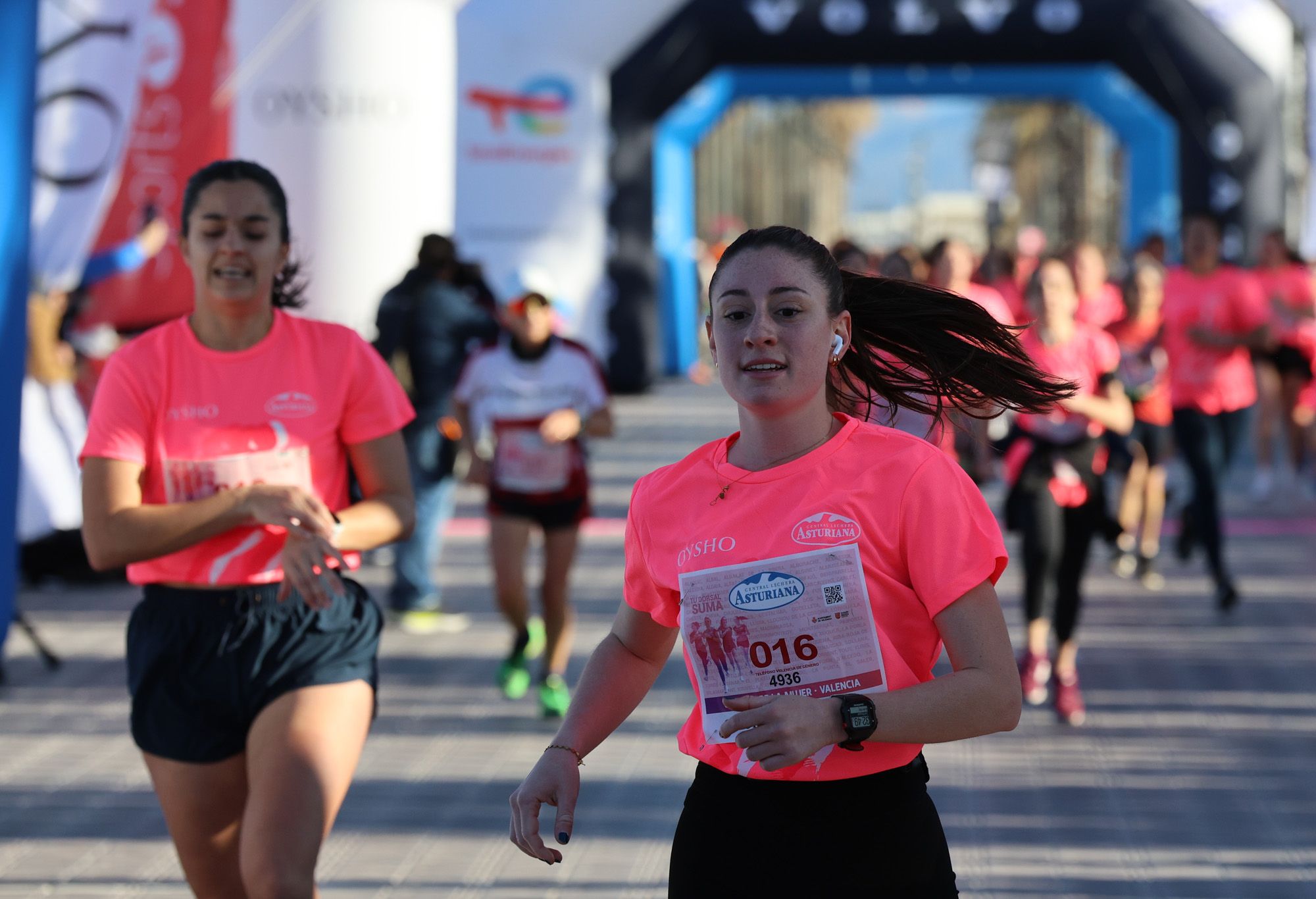 Carrera de la Mujer 2025: Las mejores imágenes del evento